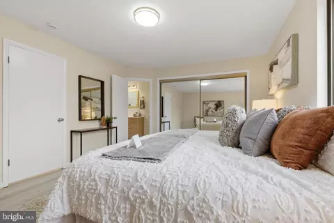 Bedroom - 7420 Park Heights Ave, Pikesville, MD 21208 photo 1 of 3