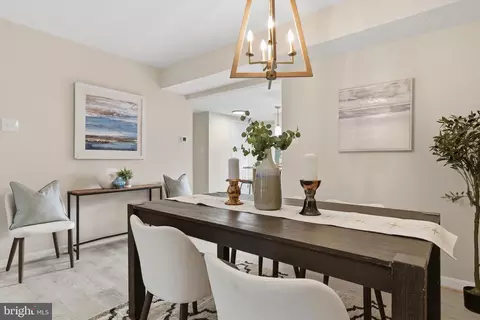 Dining - 7420 Park Heights Ave, Pikesville, MD 21208 photo 2 of 3