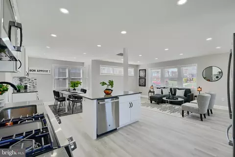 Entry Way - 5805 Key Ave, Baltimore, MD 21215 photo 2 of 4