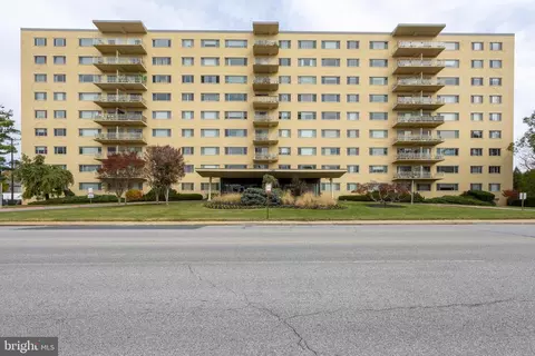 7121 Park Heights Ave #501, Baltimore, MD 21215
