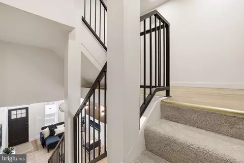 Entry Way - 713 E 20th St, Baltimore, MD 21218 photo 6 of 18