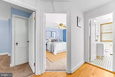 Entry Way - 3807 Kimble Rd, Baltimore, MD 21218 photo 7 of 8