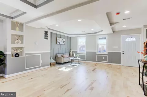 Entry Way - 3012 Hanlon Ave, Baltimore, MD 21216 photo 1 of 13