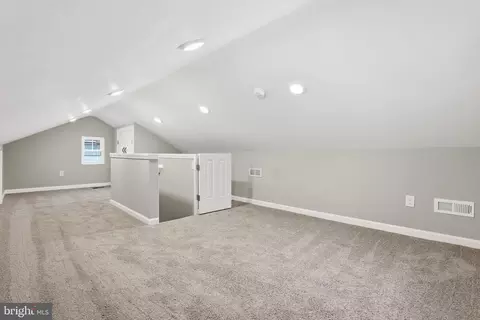 Entry Way - 3604 12 White Ave, Baltimore, MD 21206 photo 5 of 6
