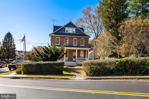 Exterior - 4111 Hamilton Ave, Baltimore, MD 21206 photo 3 of 23