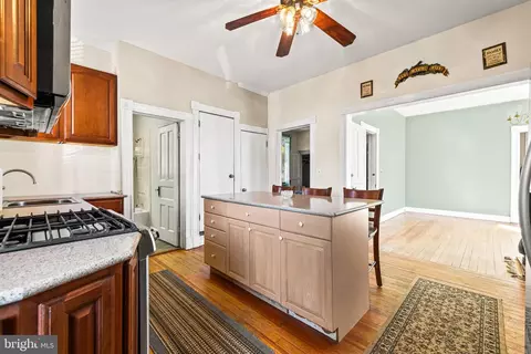Kitchen - 4111 Hamilton Ave, Baltimore, MD 21206 photo 3 of 4