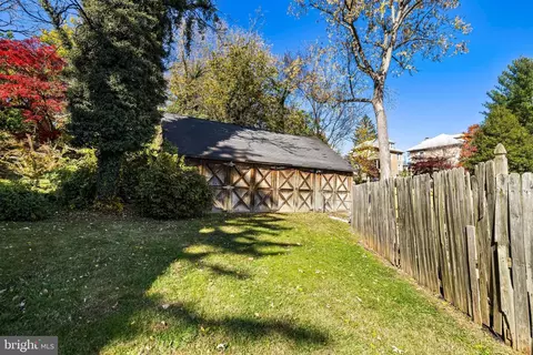 Exterior - 4111 Hamilton Ave, Baltimore, MD 21206 photo 23 of 23