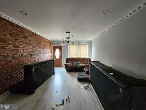Living - 39 S Highland Ave, Baltimore, MD 21224 photo 1 of 1