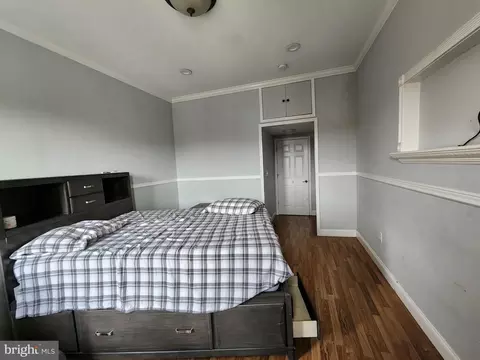 Bedroom - 39 S Highland Ave, Baltimore, MD 21224 photo 2 of 2