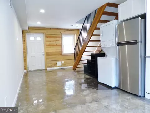 3 E Kaufman Ct, Baltimore, MD 21230 photo 2