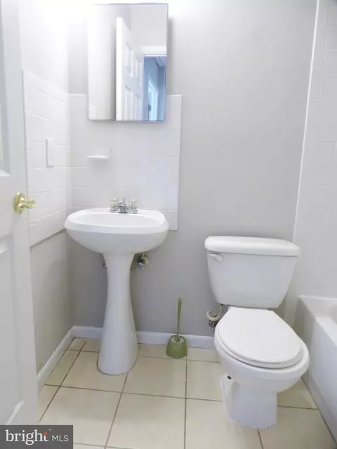 3 E Kaufman Ct, Baltimore, MD 21230 photo 8