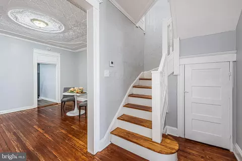 Entry Way - 2826 Riggs Ave, Baltimore, MD 21216 photo 1 of 2