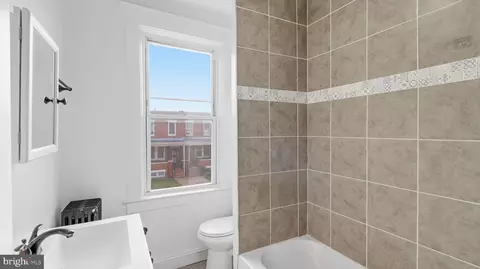 Bath - 3324 Cliftmont Ave, Baltimore, MD 21213 photo 1 of 1