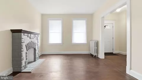 Living - 3324 Cliftmont Ave, Baltimore, MD 21213 photo 5 of 5