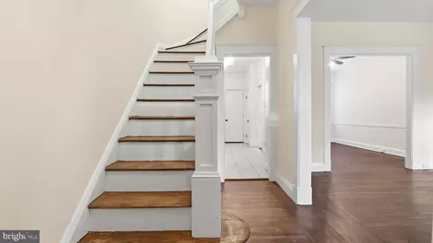 Entry Way - 3324 Cliftmont Ave, Baltimore, MD 21213 photo 1 of 14