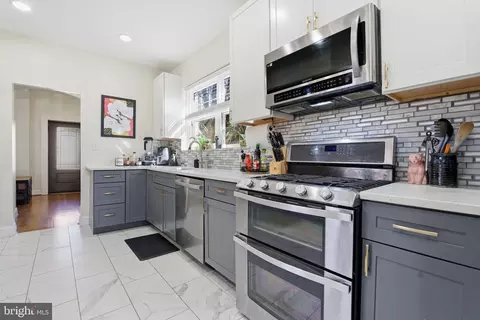 3901 Biddison Ln, Baltimore, MD 21206 photo 8