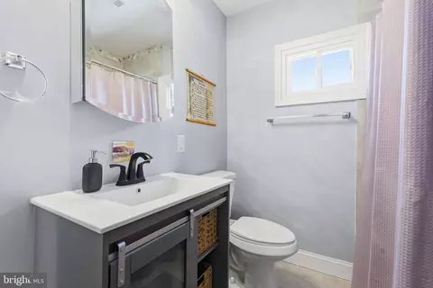 3901 Biddison Ln, Baltimore, MD 21206 photo 28
