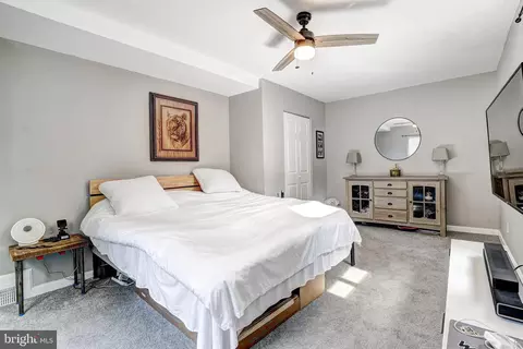 Bedroom - 1407 Redfern Ave, Baltimore, MD 21211 photo 5 of 5