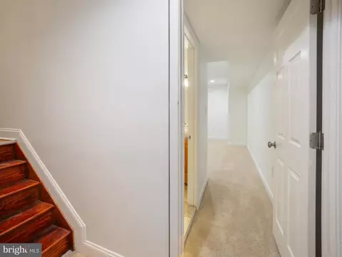 Entry Way - 1705 E Chase St, Baltimore, MD 21213 photo 4 of 7
