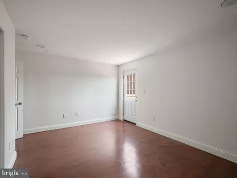 Bedroom - 1705 E Chase St, Baltimore, MD 21213 photo 7 of 8