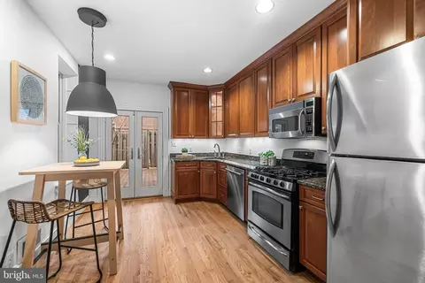Kitchen - 1117 William St, Baltimore, MD 21230 photo 4 of 4