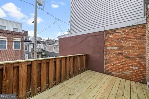 Exterior - 1117 William St, Baltimore, MD 21230 photo 7 of 8