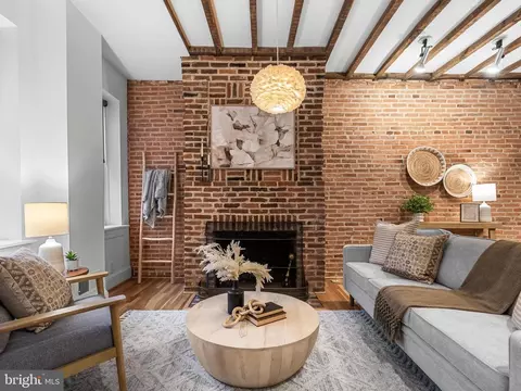 Living - 1117 William St, Baltimore, MD 21230 photo 1 of 1