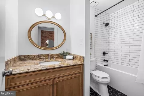 Bath - 1117 William St, Baltimore, MD 21230 photo 2 of 2