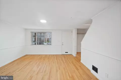 5218 Darien Rd, Baltimore, MD 21206 photo 5