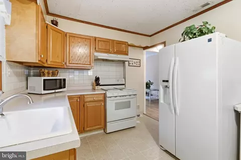 Kitchen - 5402 Creston Ave, Baltimore, MD 21214 photo 1 of 1