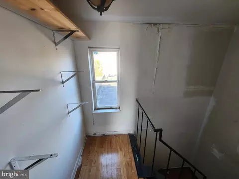 Entry Way - 1514 E Madison St, Baltimore, MD 21205 photo 9 of 9