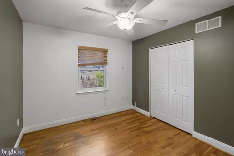 Bedroom - 1920 Maudlin Ave, Baltimore, MD 21230 photo 2 of 8