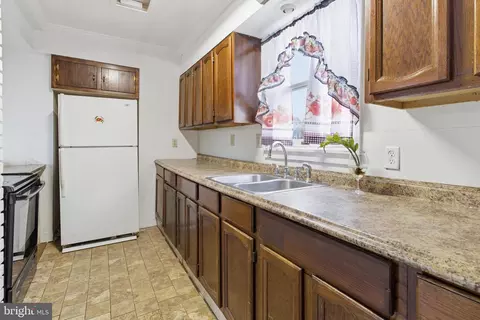 6408 Eastbourne Ave, Baltimore, MD 21224 photo 11