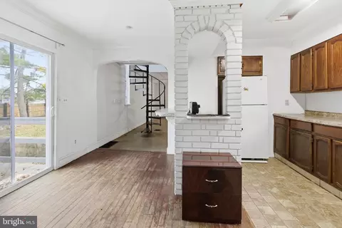 6408 Eastbourne Ave, Baltimore, MD 21224 photo 9