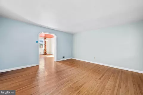 Living - 1027 Evesham Ave, Baltimore, MD 21212 photo 3 of 3