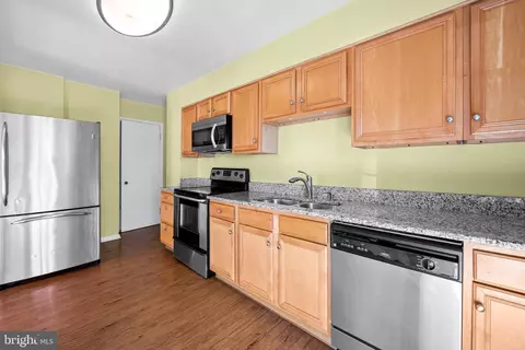 Kitchen - 1027 Evesham Ave, Baltimore, MD 21212 photo 3 of 4