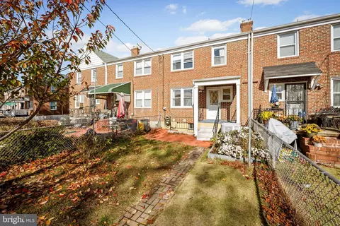 Exterior - 1027 Evesham Ave, Baltimore, MD 21212 photo 4 of 7