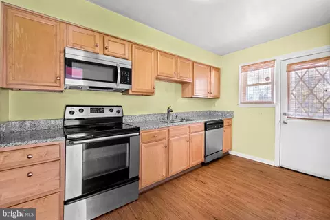 Kitchen - 1027 Evesham Ave, Baltimore, MD 21212 photo 2 of 4