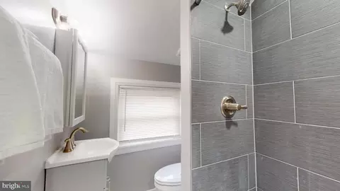 Bath - 1912 E Pratt St, Baltimore, MD 21231 photo 1 of 1