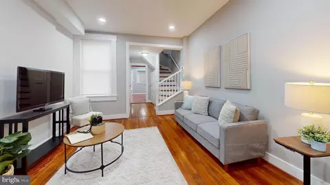 Entry Way - 1912 E Pratt St, Baltimore, MD 21231 photo 1 of 7