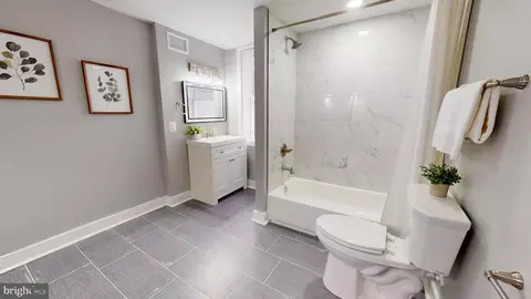 Entry Way - 1912 E Pratt St, Baltimore, MD 21231 photo 7 of 7