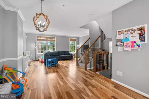 Entry Way - 1338 Lowman St, Baltimore, MD 21230 photo 6 of 8