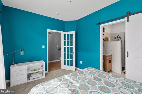 Bedroom - 1338 Lowman St, Baltimore, MD 21230 photo 4 of 12