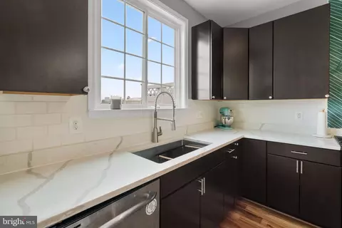 Kitchen - 1338 Lowman St, Baltimore, MD 21230 photo 3 of 6