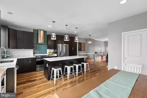 Entry Way - 1338 Lowman St, Baltimore, MD 21230 photo 3 of 8
