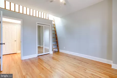 Bedroom - 815 S Sharp St, Baltimore, MD 21230 photo 3 of 4