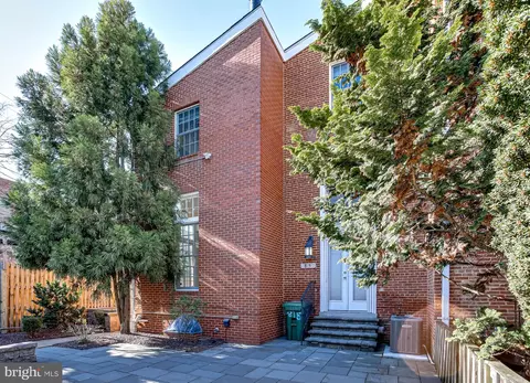 815 S Sharp St, Baltimore, MD 21230