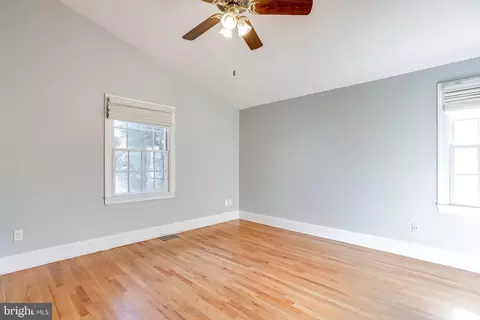 Bedroom - 815 S Sharp St, Baltimore, MD 21230 photo 2 of 4
