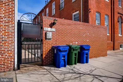 Exterior - 815 S Sharp St, Baltimore, MD 21230 photo 2 of 6