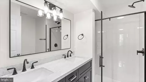 Bath - 4611 Dillon St, Baltimore, MD 21224 photo 2 of 2
